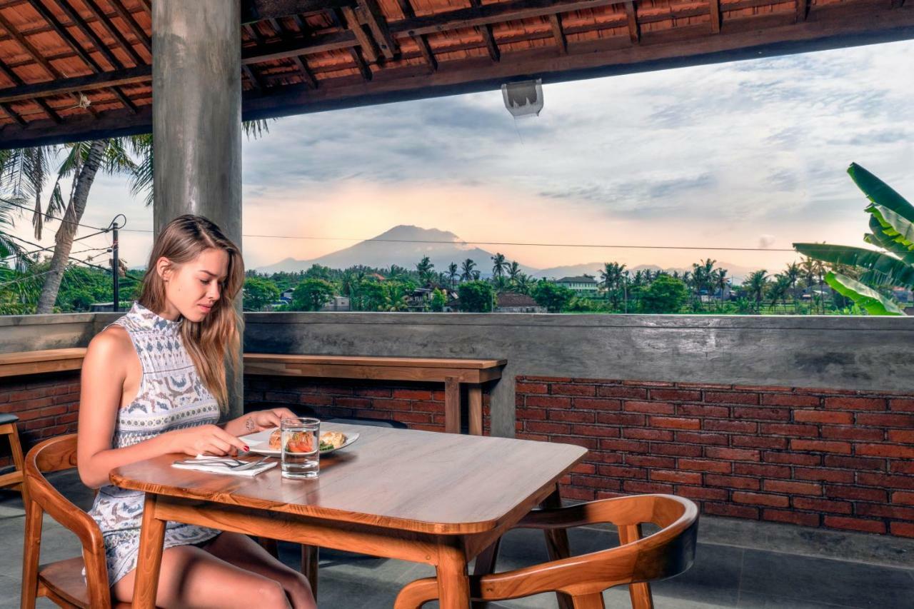 Utamas Keramas Hotel Ngoại thất bức ảnh